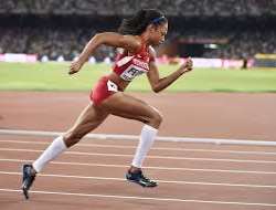 The athlete has skinny legs as compared to her strength and is also nicknamed as Chicken Legs by her teammates when she was in high school The athlete has skinny legs as compared to her strength and is also nicknamed as Chicken Legs by her teammates when she was in high school.